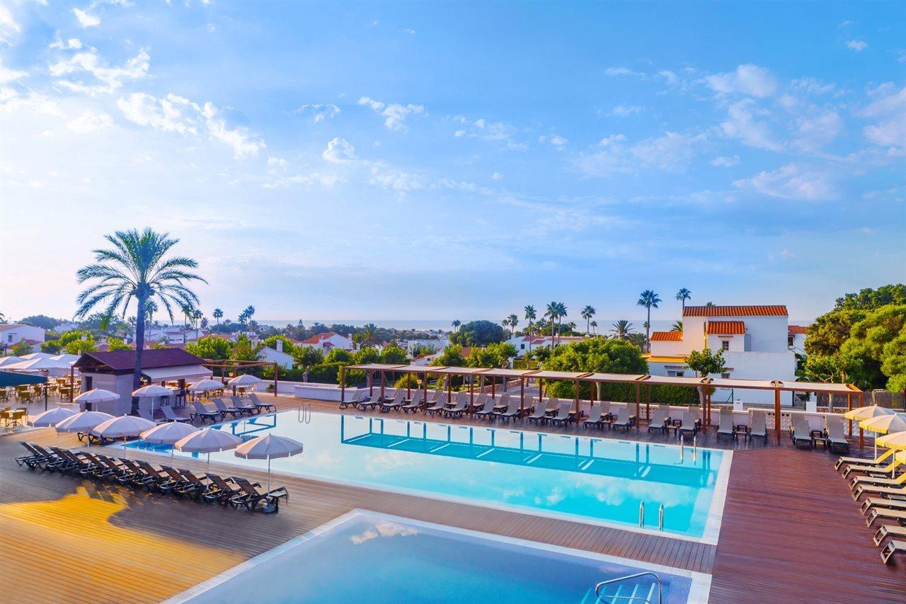 Alua Illa De Menorca Hotel S'Algar Kültér fotó