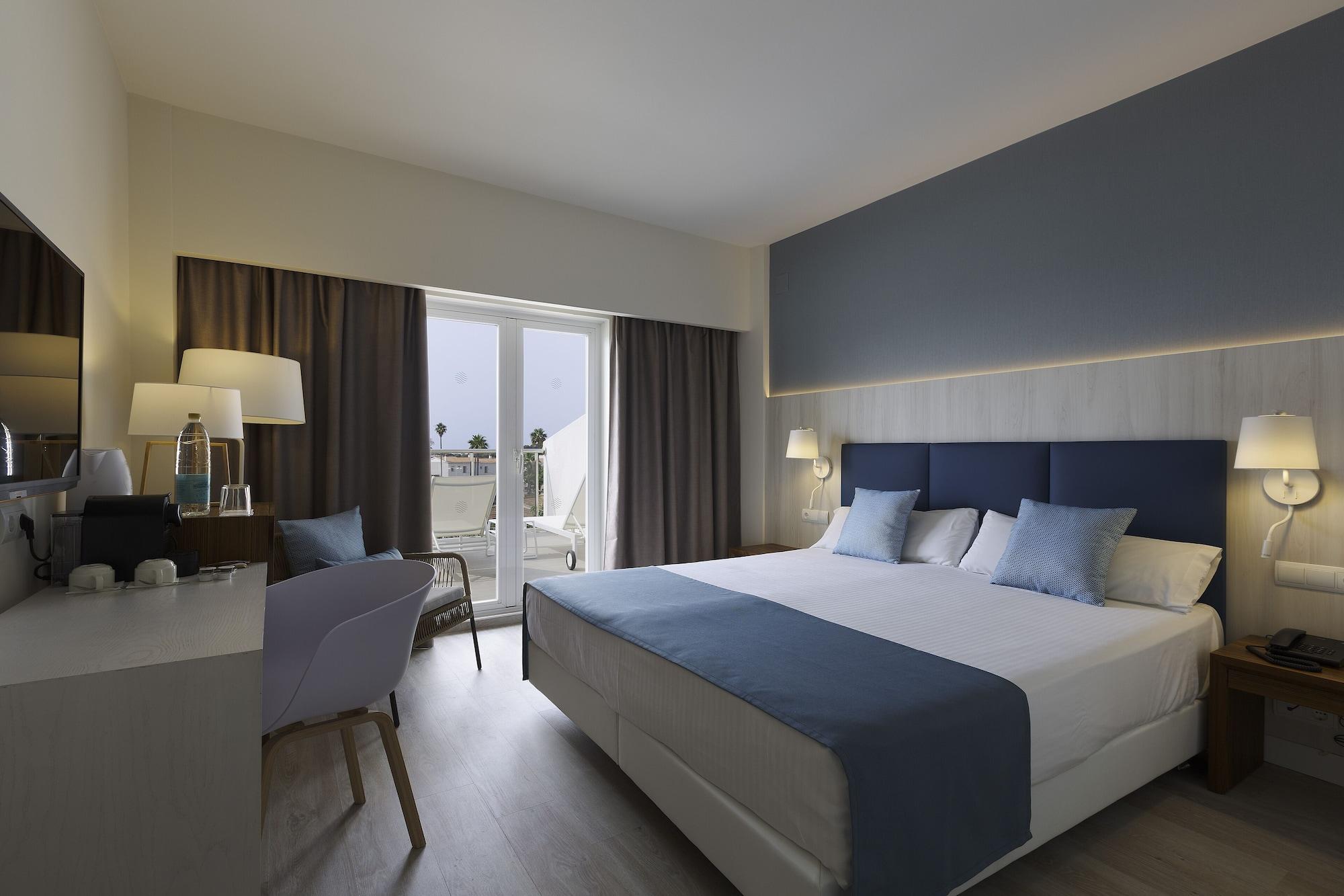 Alua Illa De Menorca Hotel S'Algar Kültér fotó