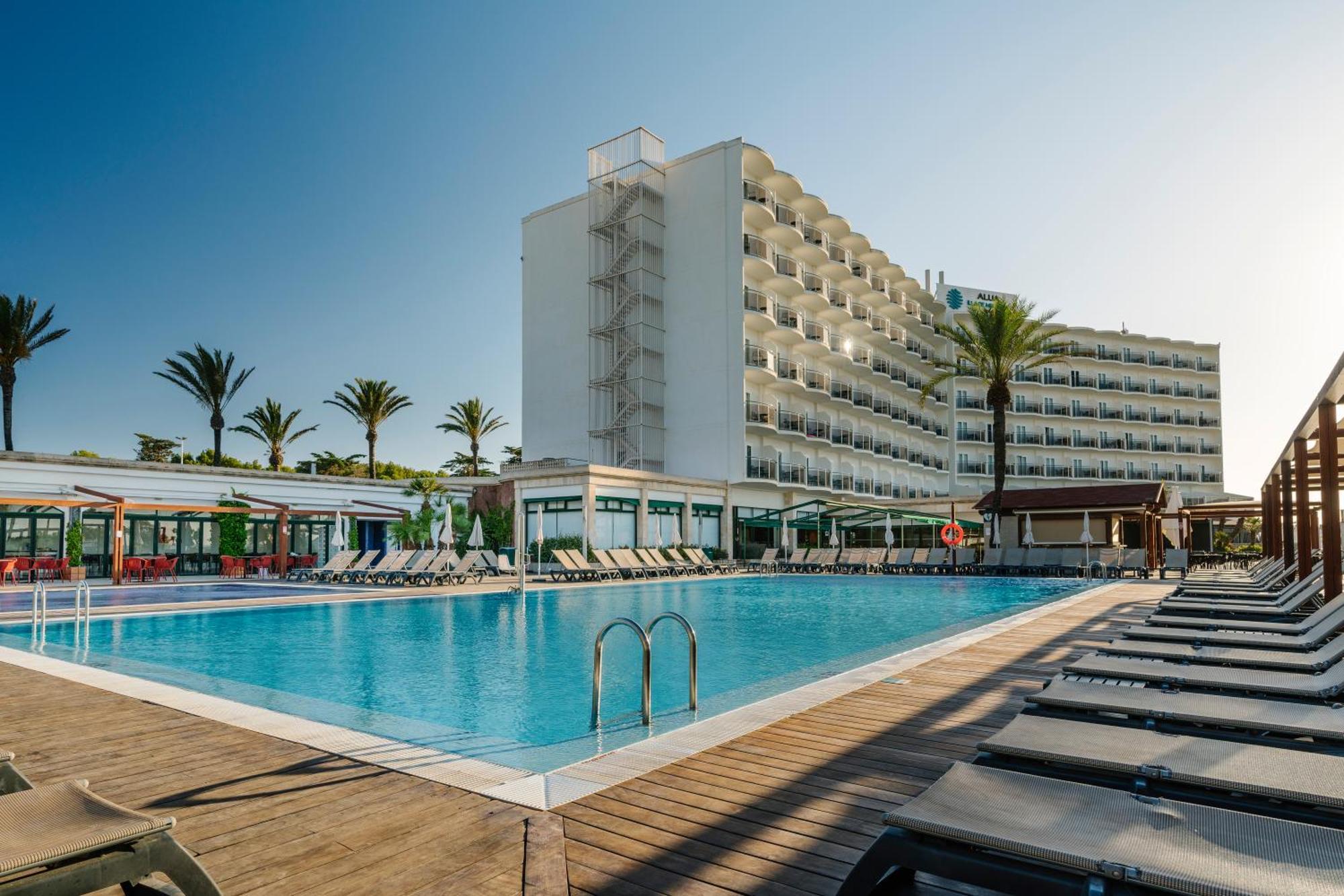 Alua Illa De Menorca Hotel S'Algar Kültér fotó