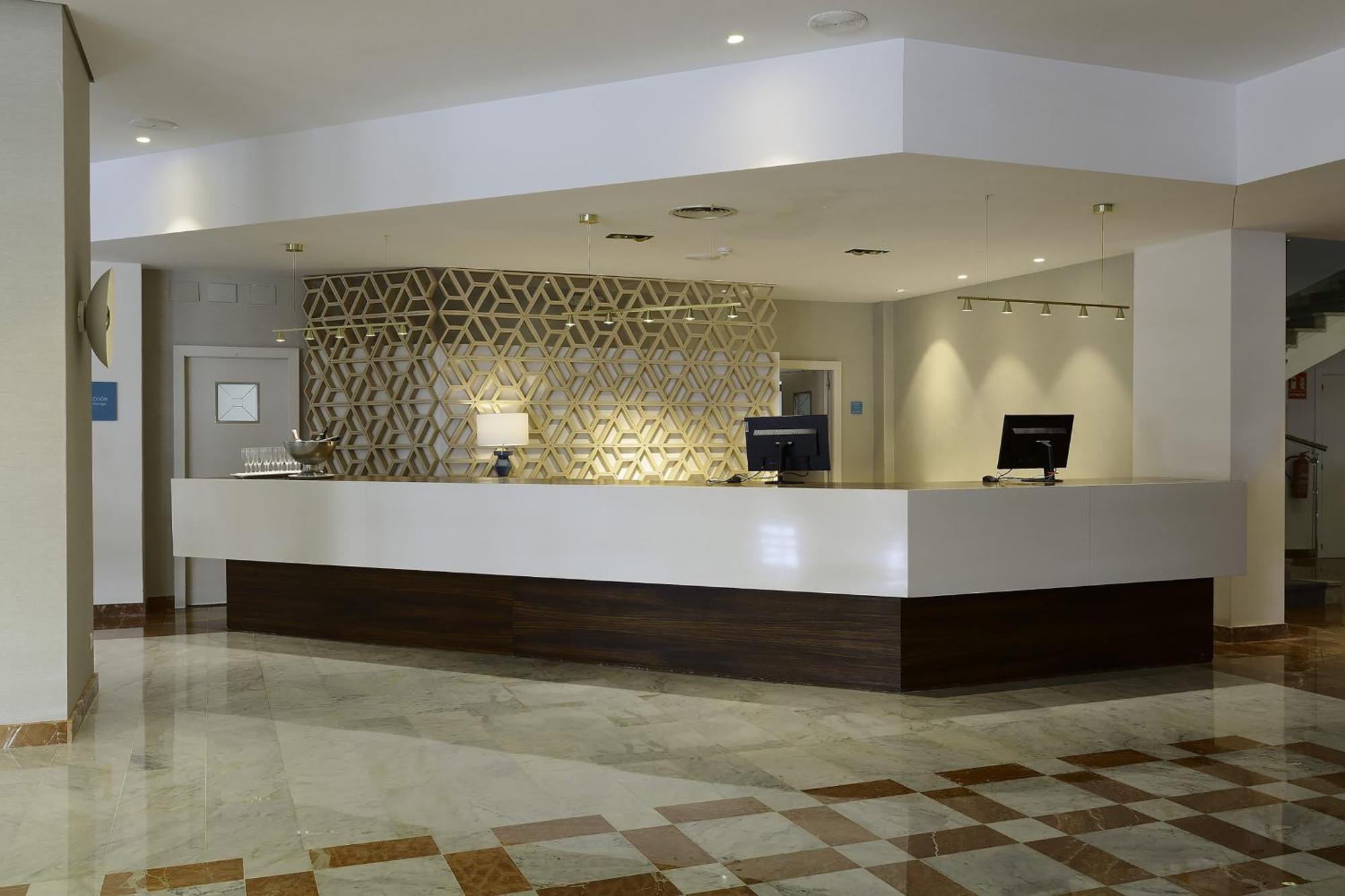 Alua Illa De Menorca Hotel S'Algar Kültér fotó